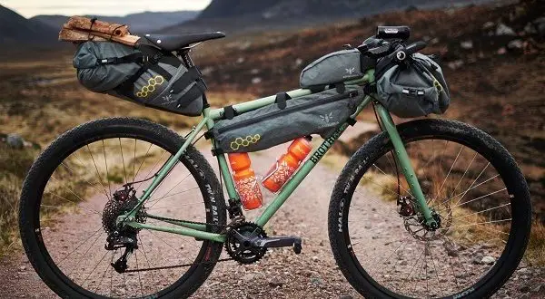 Bikepacking - čo to je, výhody a nevýhody bikepackingových tašiek