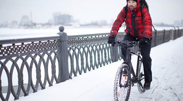 Môžete jazdiť na bicykli v zime - výhody a nevýhody