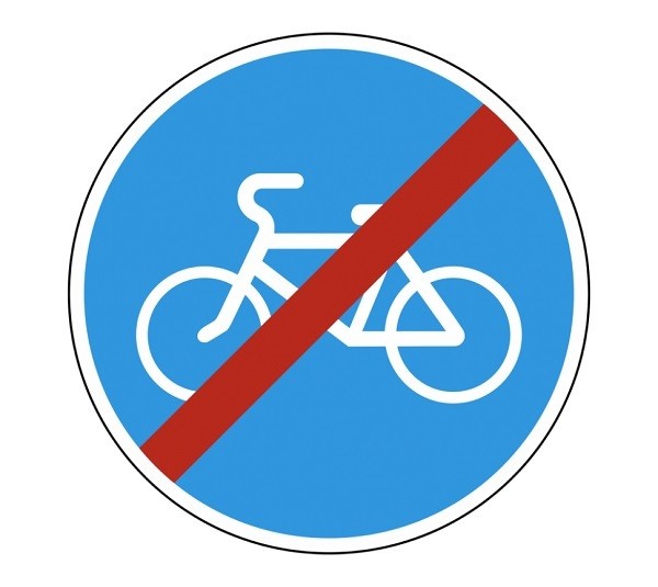 účel značky cyklistického pruhu